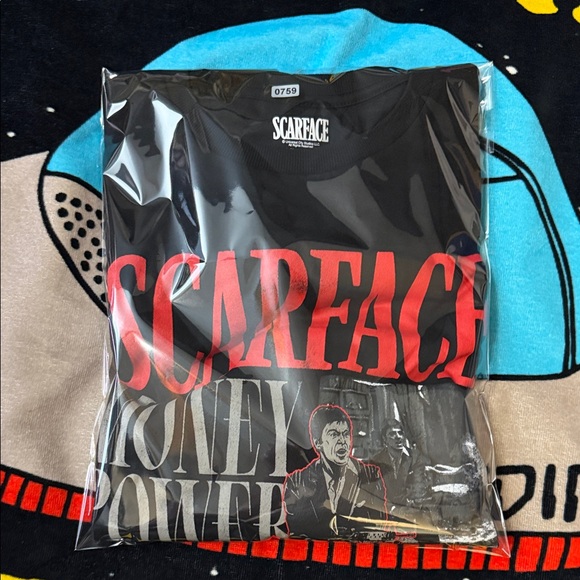 Hybrid Men's Scarface Miami Regular-Fit Printed Fleece Sweatshirt - Picture 11 of 11